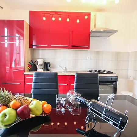 Bojan Apartment *