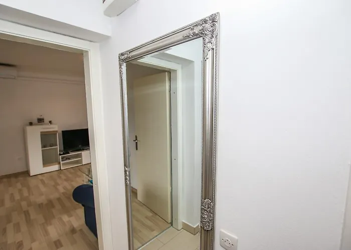 Bojan 아파트